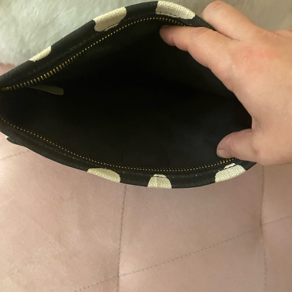 Kate Spade Clutch w/wrist Strap - Picture 3 of 4